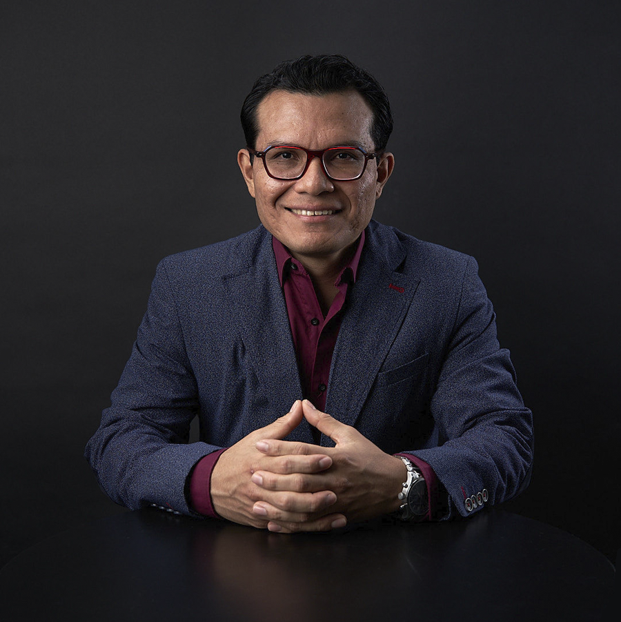 Dr. Néstor Parra Ordóñez, Cardiólogo